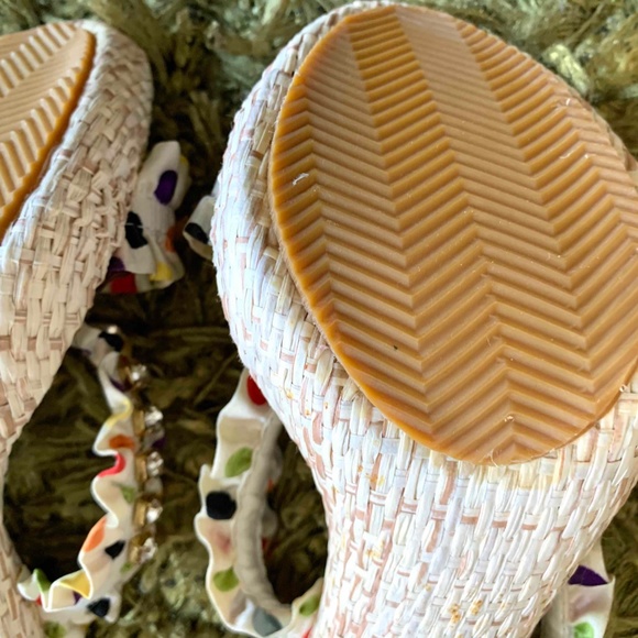 Brand New - White beaded High Heels Sandals - Picture 9 of 9